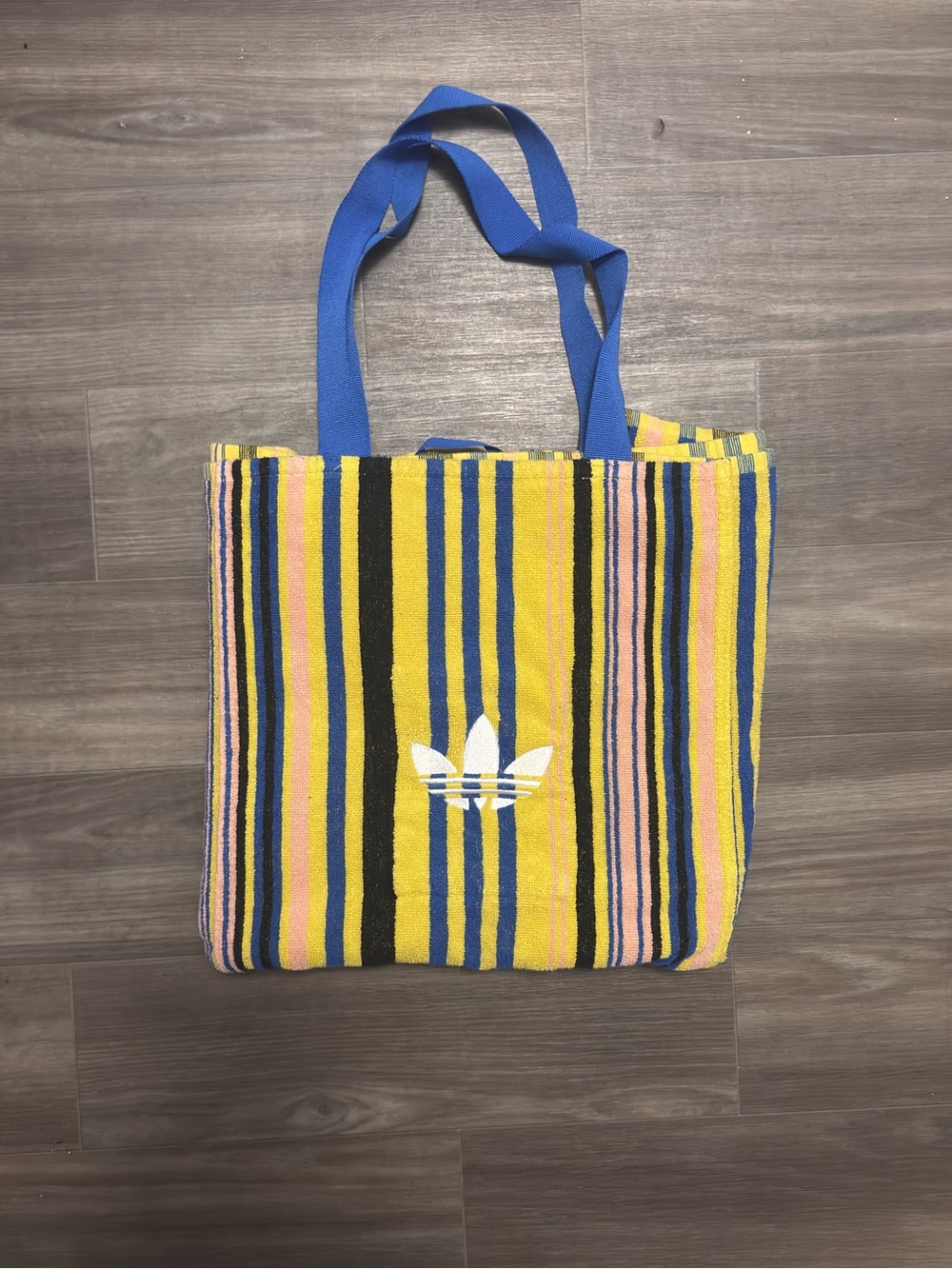 Brand New Adidas Originals Packable Towel